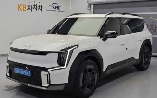 EV9롱레인지 중고차 EV9 롱레인지 4WD 매물 사진 1 - 2024/04 92,525km