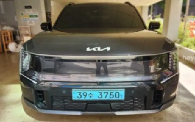 EV9롱레인지 중고차 EV9 롱레인지 4WD 매물 사진 8 - 2023/08 85,511km