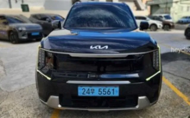 EV9롱레인지 중고차 EV9 롱레인지 4WD 매물 사진 10 - 2023/10 99,667km