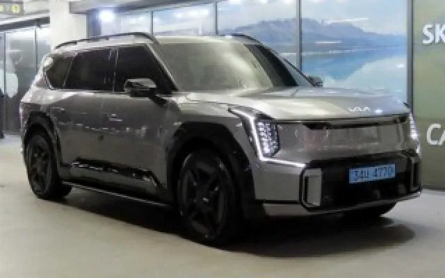 EV9롱레인지 중고차 EV9 롱레인지 4WD 매물 사진 4 - 2025/03 52,749km